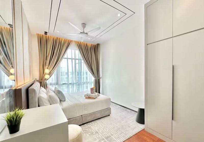 Kediaman Servis untuk Dijual di Molek Regency - Wan Ning - PropertyGuru.com.my