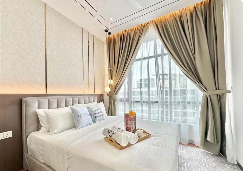 Kediaman Servis untuk Dijual di Molek Regency - Wan Ning - PropertyGuru.com.my