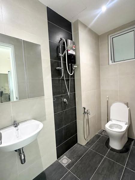 Service Residence for Rent at Pinnacle Sri Petaling - Cady Koh - Bathroom - PropertyGuru.com.my