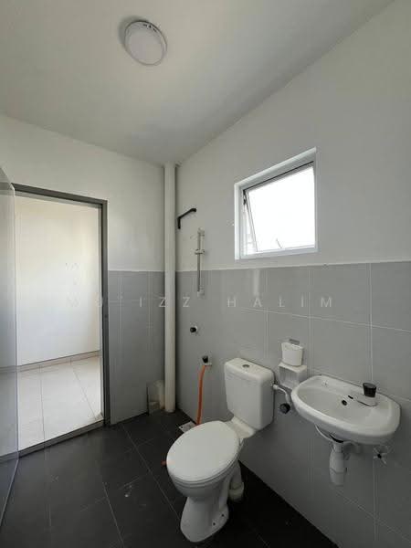 Rumah Teres 2-Tingkat untuk Dijual di Kuala Selangor (Selangor) - Mu'izz Halim - PropertyGuru.com.my