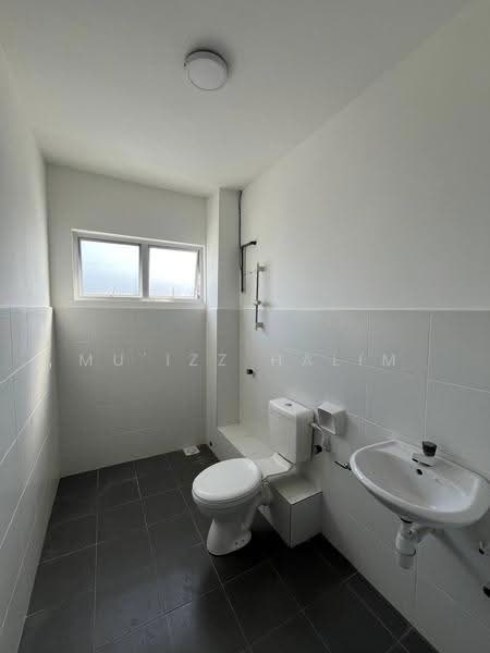 Rumah Teres 2-Tingkat untuk Dijual di Kuala Selangor (Selangor) - Mu'izz Halim - PropertyGuru.com.my