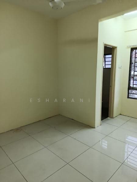 Pangsapuri untuk Dijual di Taman Cheras Intan - Esharani . - Interior - PropertyGuru.com.my