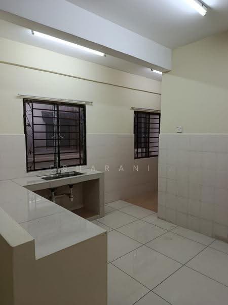 Pangsapuri untuk Dijual di Taman Cheras Intan - Esharani . - Kitchen - PropertyGuru.com.my