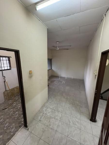2-storey Terraced House for Sale in Kluang (Johor) - Lan Tai Chow - Interior - PropertyGuru.com.my