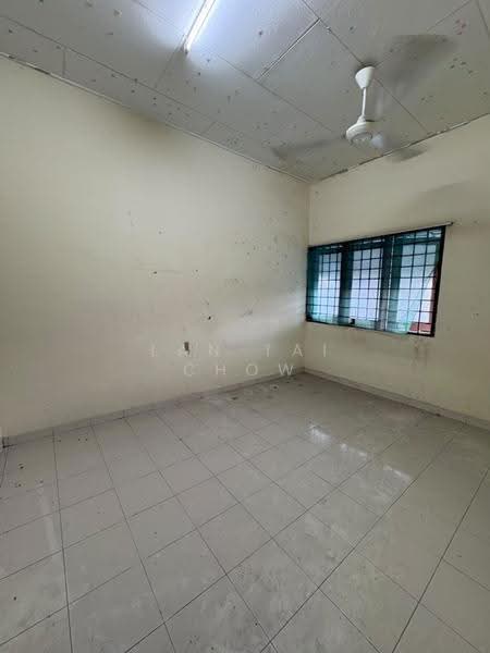 2-storey Terraced House for Sale in Kluang (Johor) - Lan Tai Chow - PropertyGuru.com.my