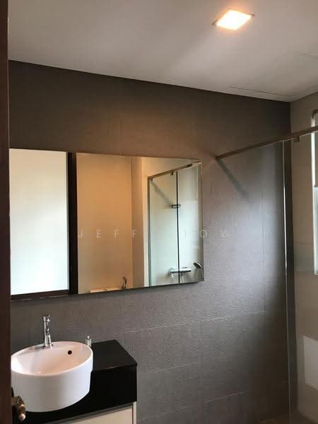 Condominium for Sale at Hampshire Residences - Jeff Siow - Bathroom - PropertyGuru.com.my