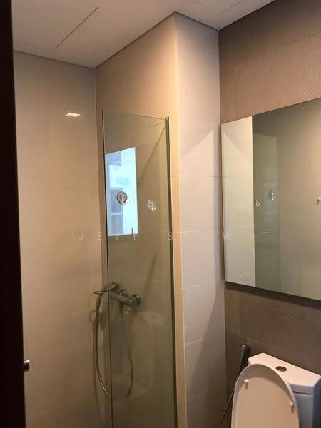 Condominium for Sale at Hampshire Residences - Jeff Siow - Bathroom - PropertyGuru.com.my