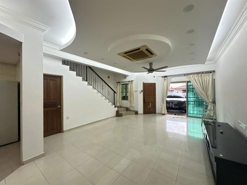 Terraced House for Rent in Cheras (Selangor) - Hei Kar Jun - Living Room - PropertyGuru.com.my