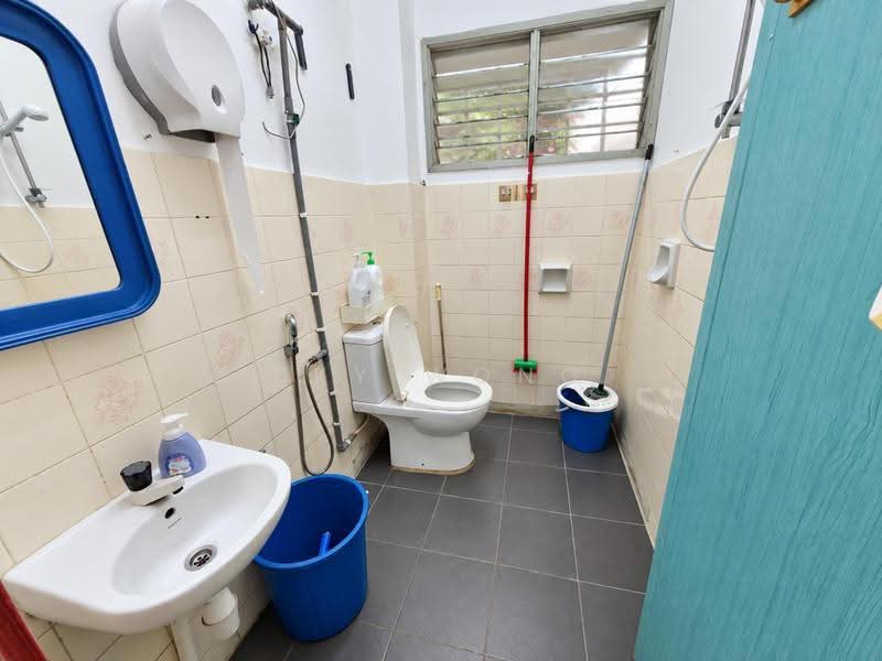 2-storey Terraced House for Sale in BANDAR PUCHONG JAYA (Puchong) - Sky Wong - Bathroom - PropertyGuru.com.my