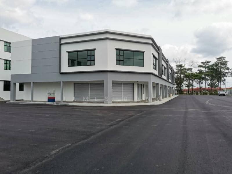 Shop for Rent in Taman Pelangi Indah (Ulu Tiram) - James Bong - Exterior - PropertyGuru.com.my