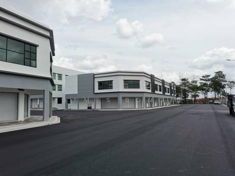 Shop for Rent in Taman Pelangi Indah (Ulu Tiram) - James Bong - Exterior - PropertyGuru.com.my