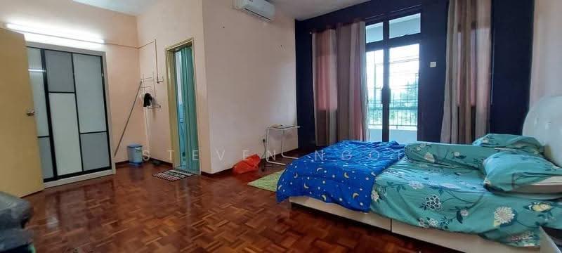 2-storey Terraced House for Sale in Taman Perling (Perling) - Steven Ngoi - Bedroom - PropertyGuru.com.my