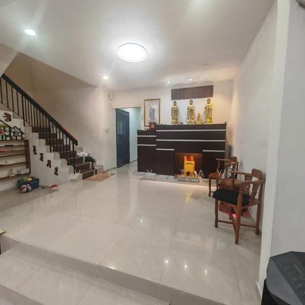 2-storey Terraced House for Sale in Taman Bukit Maluri (Kepong) - Vicky Tay - Living Room - PropertyGuru.com.my