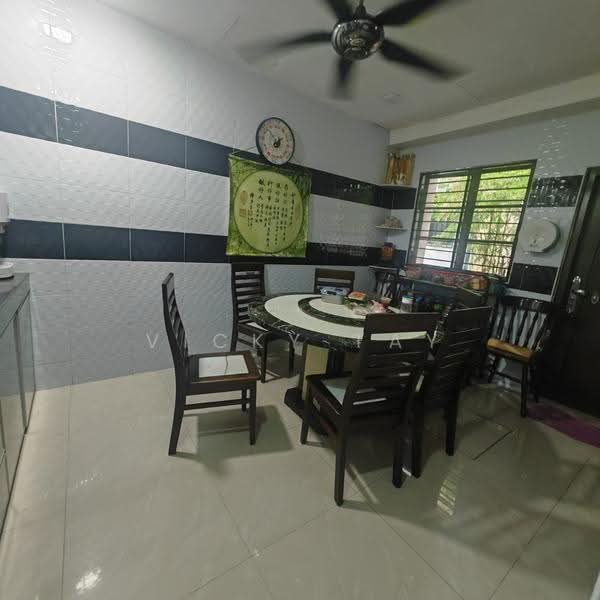 2-storey Terraced House for Sale in Taman Bukit Maluri (Kepong) - Vicky Tay - Dining Room - PropertyGuru.com.my