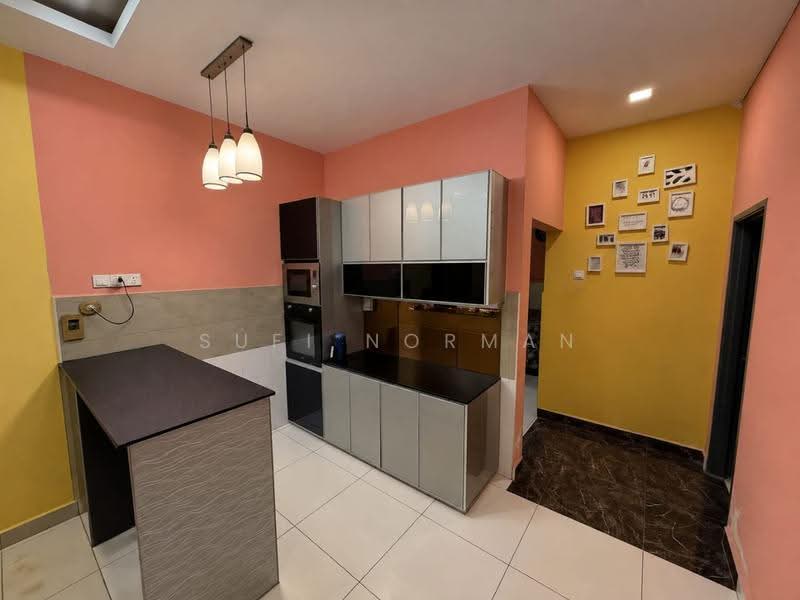 2-storey Terraced House for Sale in Taman Kempas Indah (Tebrau) - Sufi Norman - Kitchen - PropertyGuru.com.my