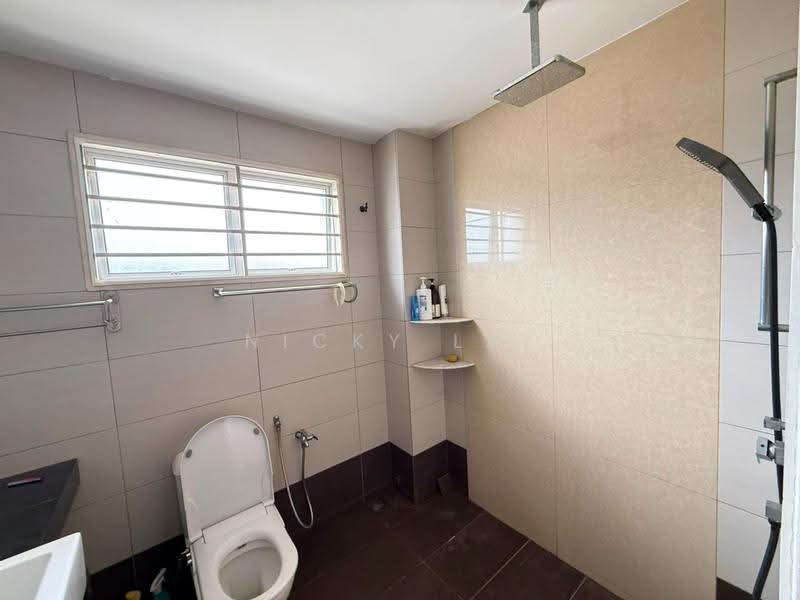 2-storey Terraced House for Sale in Saujana Rawang (Rawang) - Nicky Lai - Bathroom - PropertyGuru.com.my