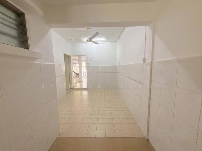 2-storey Terraced House for Sale in Subang (Selangor) - Syamsul Ilham - PropertyGuru.com.my