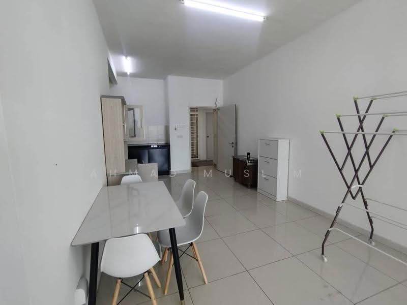 Service Residence for Rent at Savanna Executive Suite @ Southville City - Ahmad Muslim - Dining Room - PropertyGuru.com.my