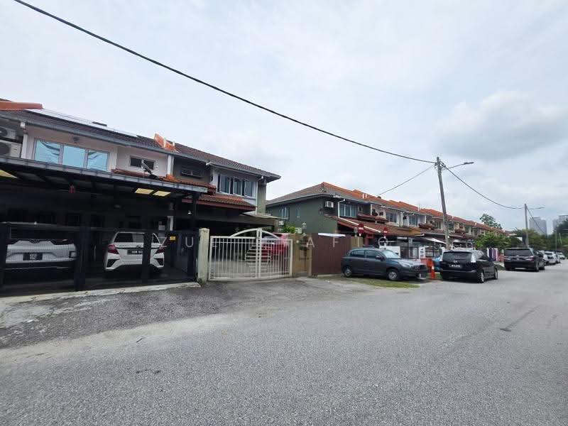 2-storey Terraced House for Sale in Seri Utama Damansara (Kota Damansara) - Zul Syafiq - Exterior - PropertyGuru.com.my