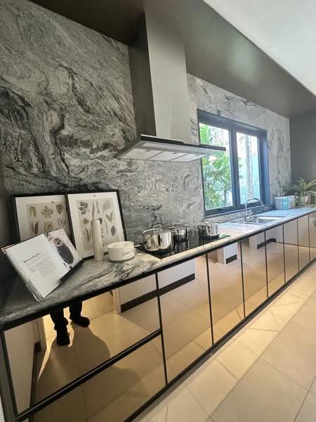 Condominium for Sale at Aosis Mont Kiara - Zac Zairi - Kitchen - PropertyGuru.com.my