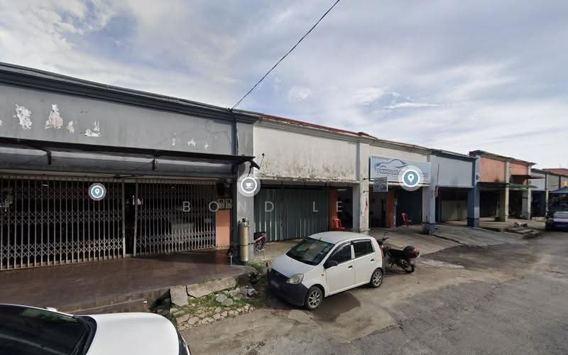 Shop for Rent in Bukit Rahman Putra (Sungai Buloh) - Bond Lee - Exterior - PropertyGuru.com.my