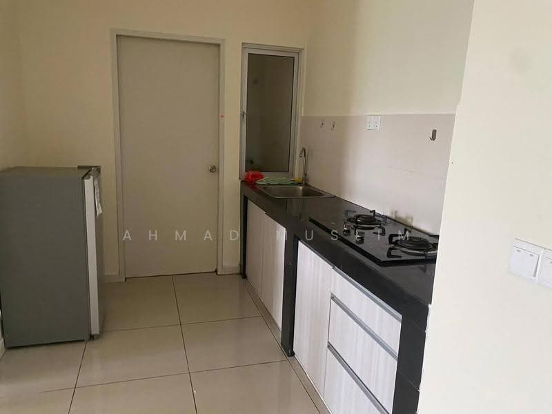 Service Residence for Rent at Savanna Executive Suite @ Southville City - Ahmad Muslim - Kitchen - PropertyGuru.com.my