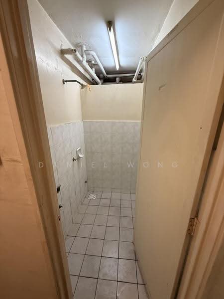 Pangsapuri untuk Disewa di Sri Penara - Daniel Wong - Bathroom - PropertyGuru.com.my