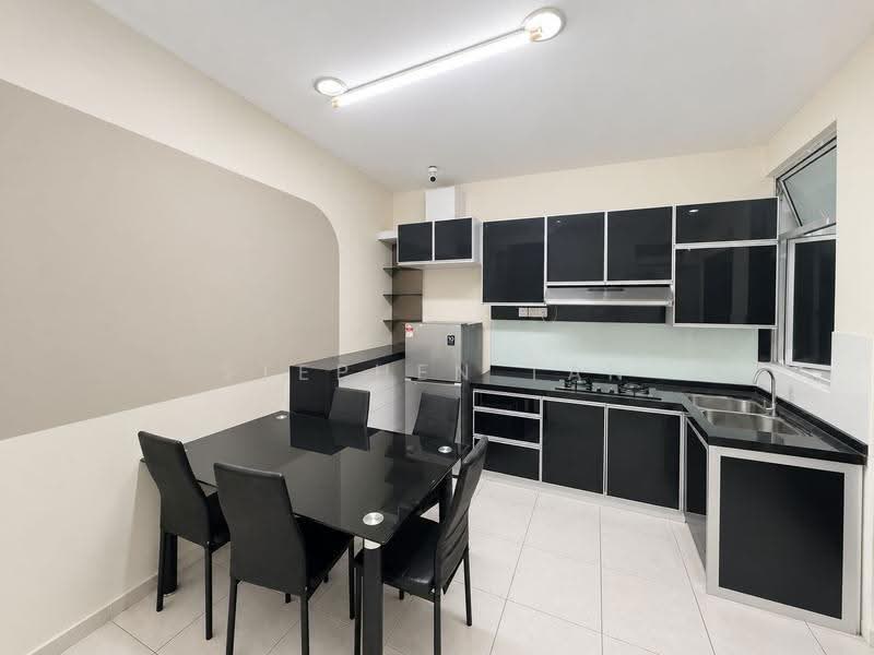 Service Residence for Sale at SuriaMas Suites - Stephen Tan - Kitchen - PropertyGuru.com.my