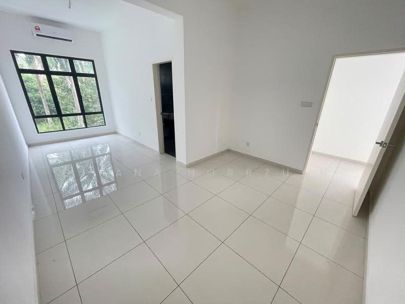 Semi-Detached House for Sale in Dengkil (Selangor) - Diyana Norrzuan - PropertyGuru.com.my