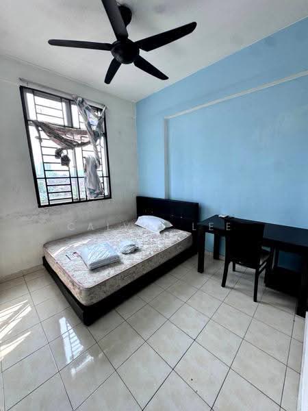 Apartment for Sale at Indah Court Apartment - Calvin Lee - Bedroom - PropertyGuru.com.my