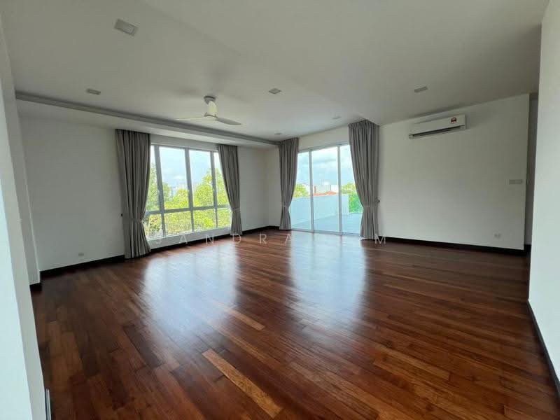 Bungalow House for Sale in Subang Heights (Subang Jaya) - Sandra Lim - PropertyGuru.com.my