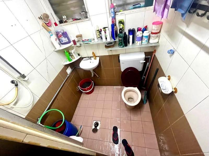 1-storey Terraced House for Sale in Bandar Baru Sungai Buloh (Sungai Buloh) - SC Yap - Bathroom - PropertyGuru.com.my