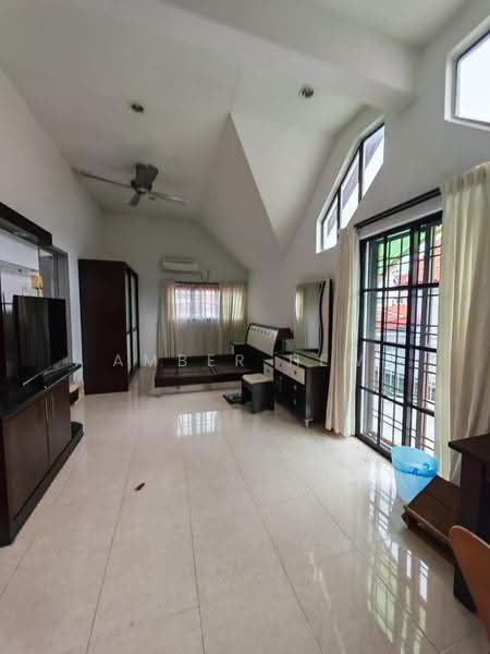 Rumah Teres 1.5-Tingkat untuk Dijual di Taman Pelangi Indah (Ulu Tiram) - Amber Hew - Bedroom - PropertyGuru.com.my