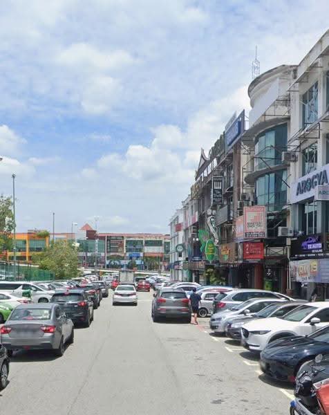 Shop / Office for Sale in Bandar Puteri Puchong (Puchong) - Tracy Leong - Exterior - PropertyGuru.com.my