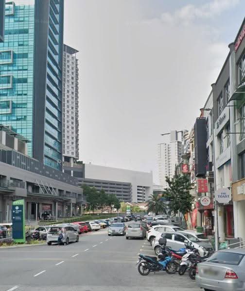 Shop / Office for Sale in Bandar Puteri Puchong (Puchong) - Tracy Leong - Exterior - PropertyGuru.com.my