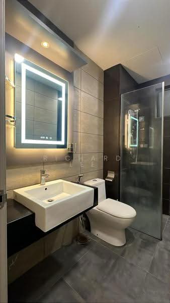 Kondominium untuk Disewa di Legend Heights - Richard Lee - Bathroom - PropertyGuru.com.my