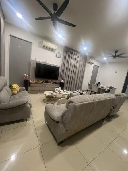 Semi-Detached House for Sale in Bandar Indahpura (Kulai) - Kim Hon - Living Room - PropertyGuru.com.my