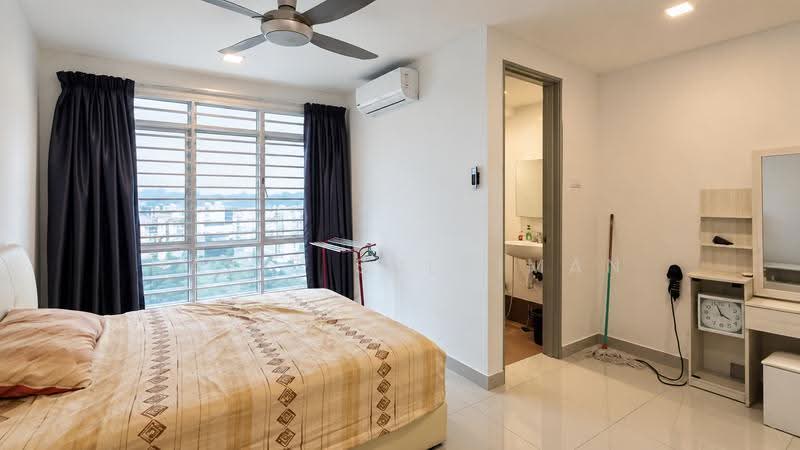 Condominium for Sale at Suasana Lumayan - Hafiz Sulaiman - Bedroom - PropertyGuru.com.my