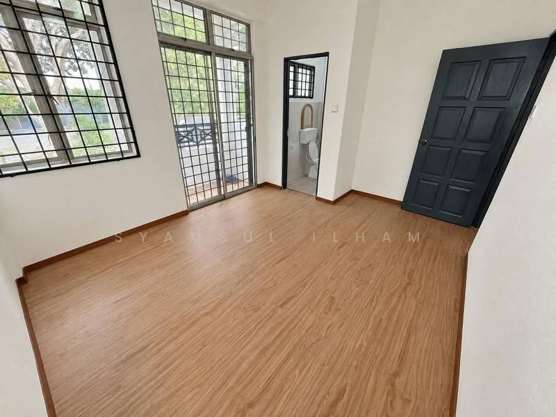 2-storey Terraced House for Sale in Banting (Selangor) - Syamsul Ilham - Interior - PropertyGuru.com.my