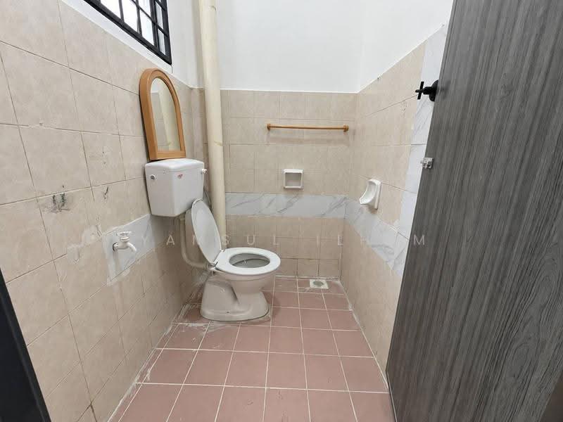 2-storey Terraced House for Sale in Banting (Selangor) - Syamsul Ilham - PropertyGuru.com.my