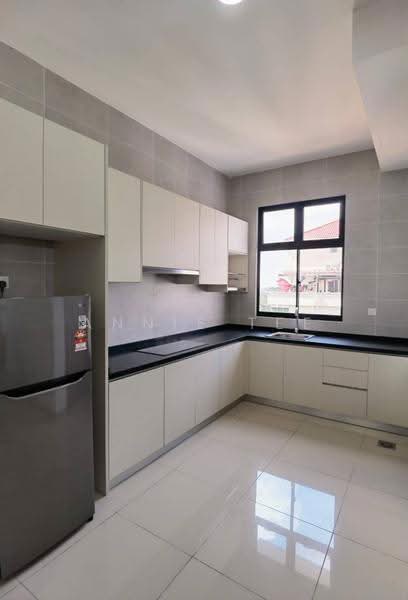 Service Residence for Rent at Twin Tower Residence - Annie Tee - PropertyGuru.com.my