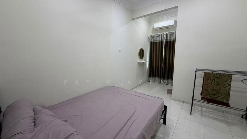 Rumah Teres 3-Tingkat untuk Dijual di Kuala Selangor (Selangor) - Fatin Azemi - Bedroom - PropertyGuru.com.my