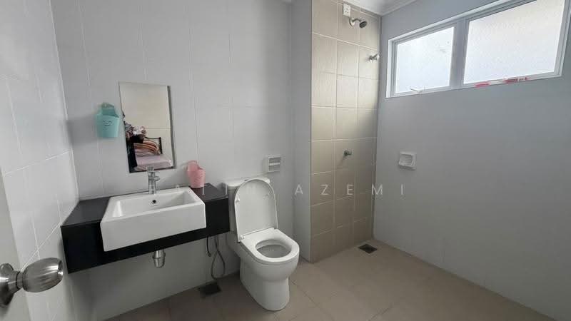 Rumah Teres 3-Tingkat untuk Dijual di Kuala Selangor (Selangor) - Fatin Azemi - Bathroom - PropertyGuru.com.my