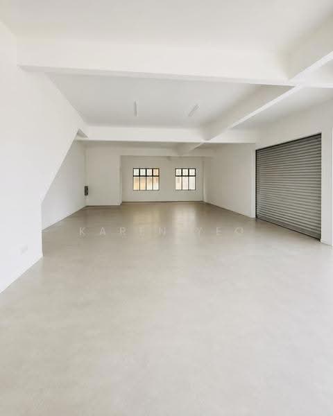 Shop for Rent in Taman Pelangi Indah (Ulu Tiram) - Karen Yeo - Interior - PropertyGuru.com.my