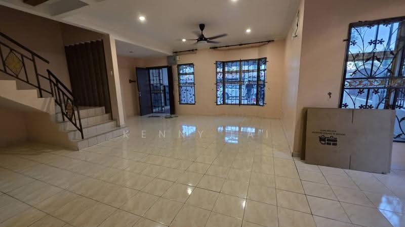 2-storey Terraced House for Sale in Bandar Mahkota Cheras (Cheras) - Kenny Lai - Living Room - PropertyGuru.com.my