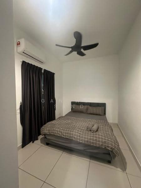Condominium for Rent at Paraiso Residence @ The Earth - GAN WEY SAND - Bedroom - PropertyGuru.com.my