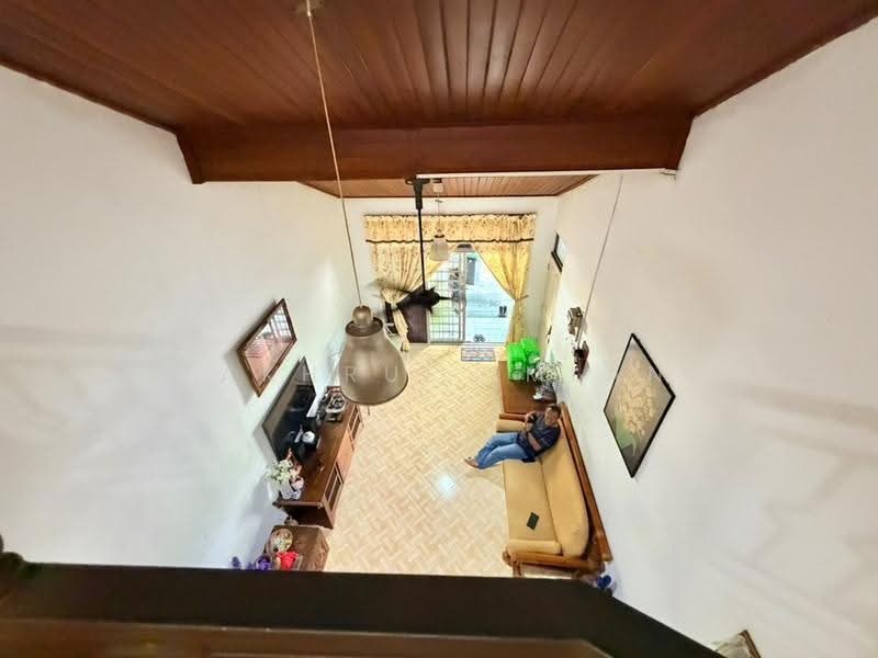Rumah Teres 1-Tingkat untuk Dijual di Taman Puteri Wangsa (Ulu Tiram) - Fakhrul Imlan - Living Room - PropertyGuru.com.my