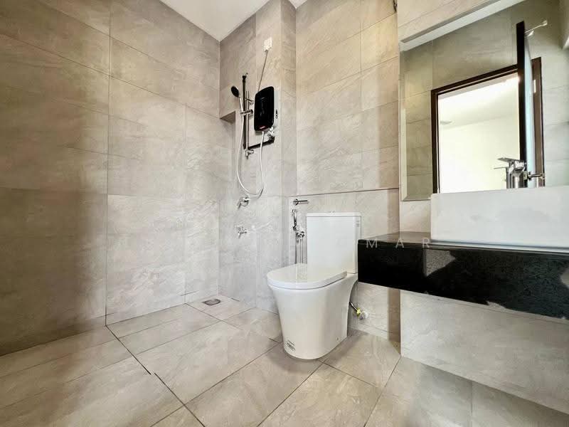Rumah Teres untuk Dijual di Klang (Selangor) - Nur Alia Omar - Bathroom - PropertyGuru.com.my