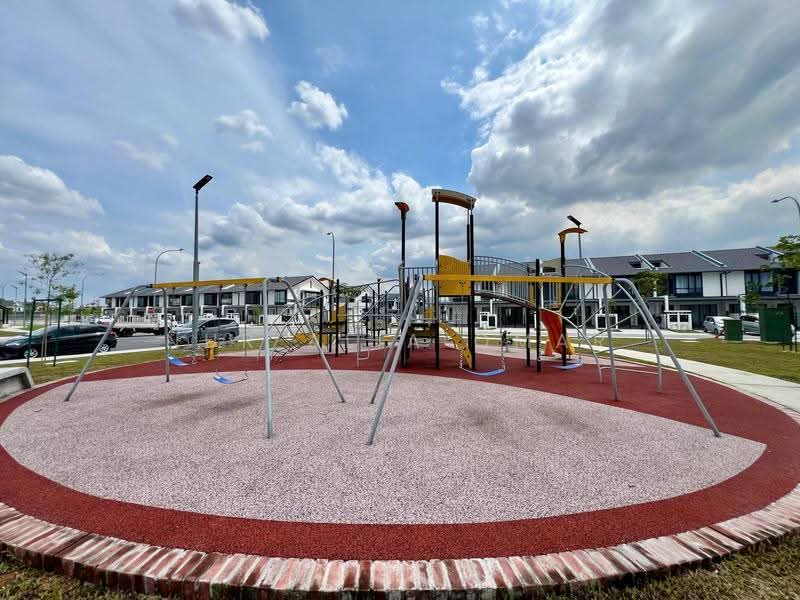 Rumah Teres untuk Dijual di Klang (Selangor) - Nur Alia Omar - Exterior - PropertyGuru.com.my