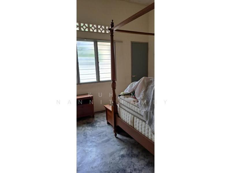 Bungalow House for Sale in Kajang (Selangor) - Kuham Nannithamby - Bedroom - PropertyGuru.com.my